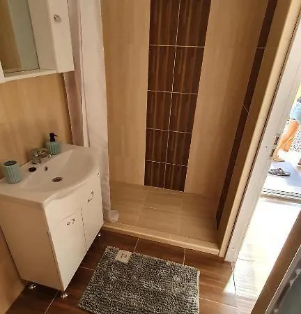 Junior - Apartment *
