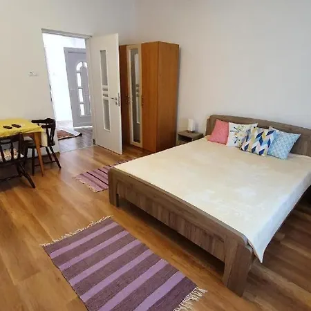 Junior - Apartment Gyula